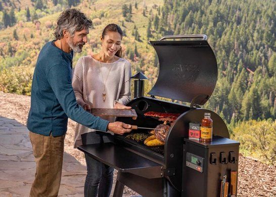 Пеллетный гриль Pro 780 с WiFIRE черный Traeger TFB78GLEC