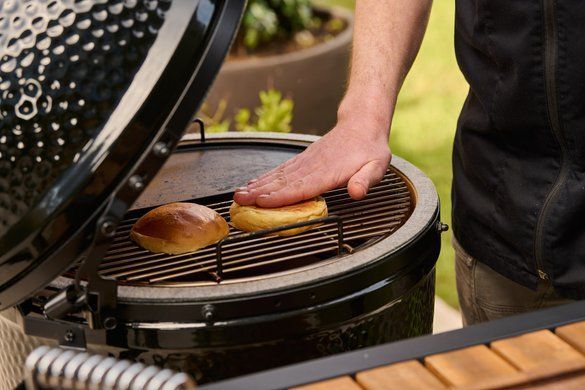 Вугільний гриль Big Green Egg ONYX Large для outdoor кухні та тераси