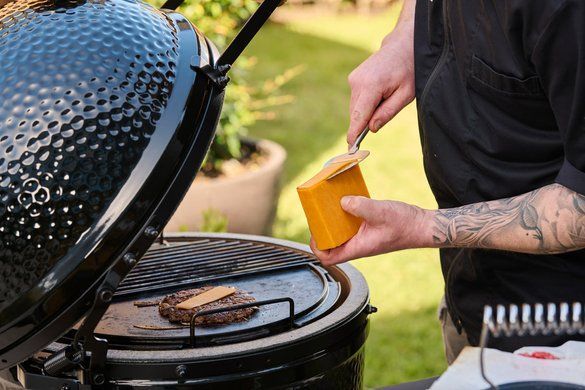 Big Green Egg ONYX Large &mdash; преміальний керамічний гриль для BBQ та копчення
